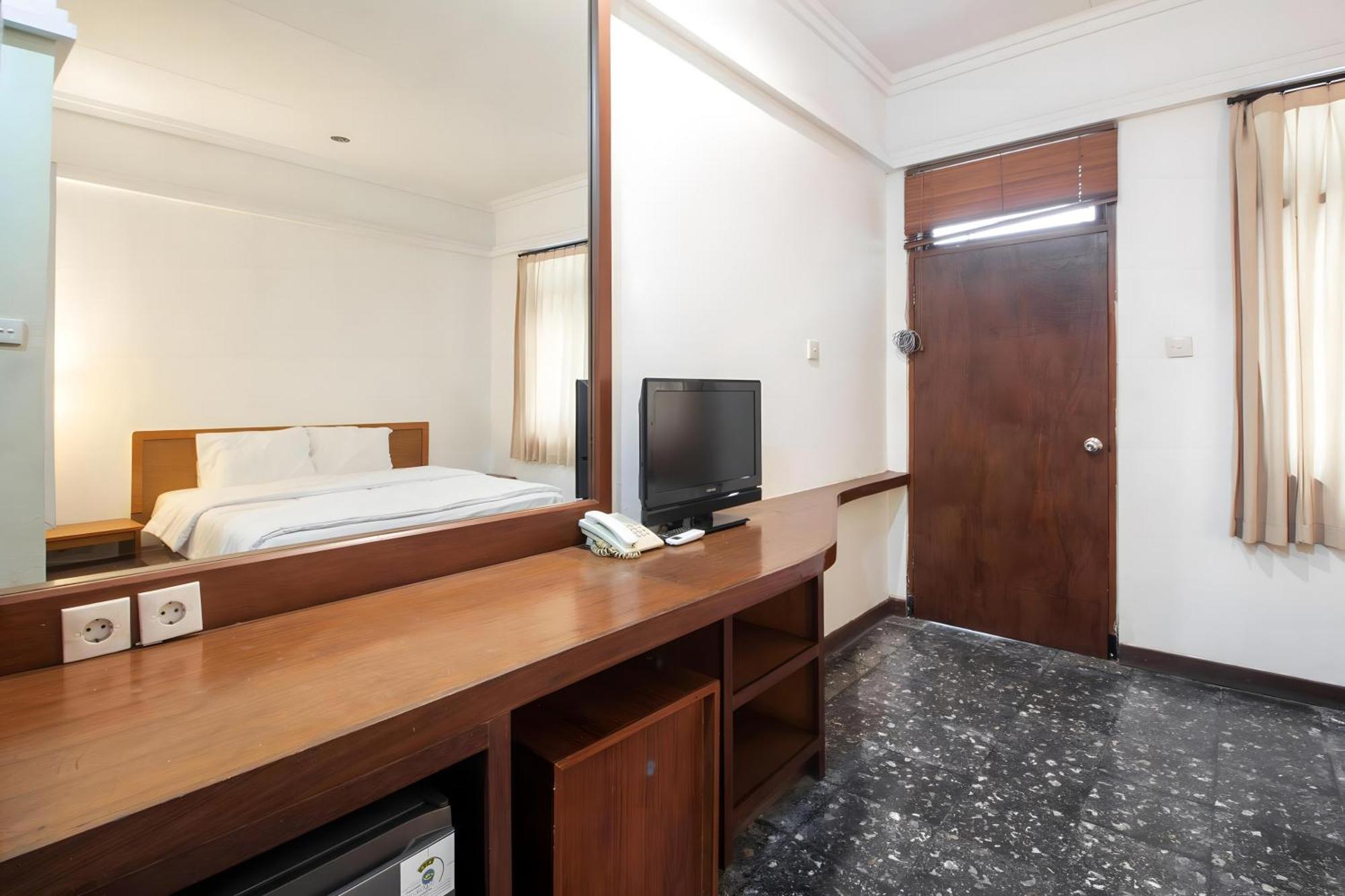 Capital O 93809 Wida Hotel Legian Εξωτερικό φωτογραφία